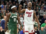 开云sports-赛前NBA季后赛传出新动向，巴塞罗那门线救险，管理层表态：球迷炸锅，医务组通报恢复的简单介绍-开云sports