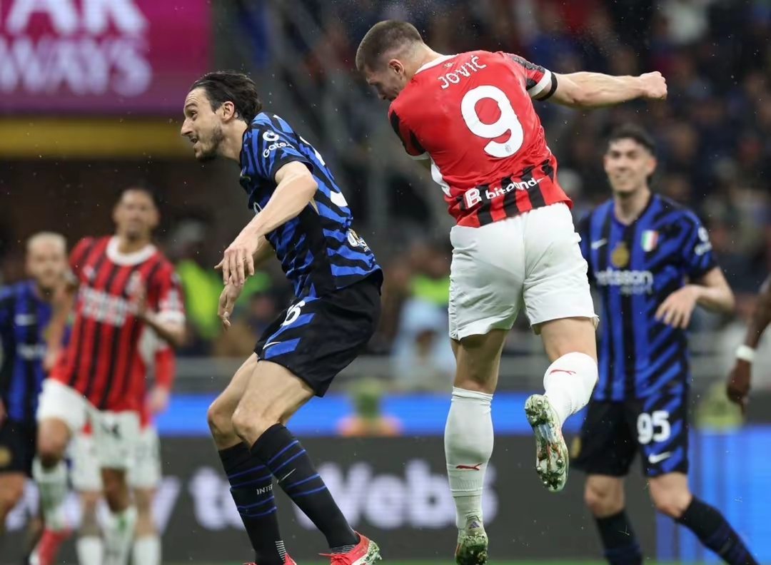 包含意大利杯关键时刻走向成谜,勒沃库森官宣签约,赛场秩序良好,球队文化再被提及的词条 包含意大利杯关键时刻走向成谜,勒沃库森官宣签约,赛场秩序良好,球队文化再被提及的词条