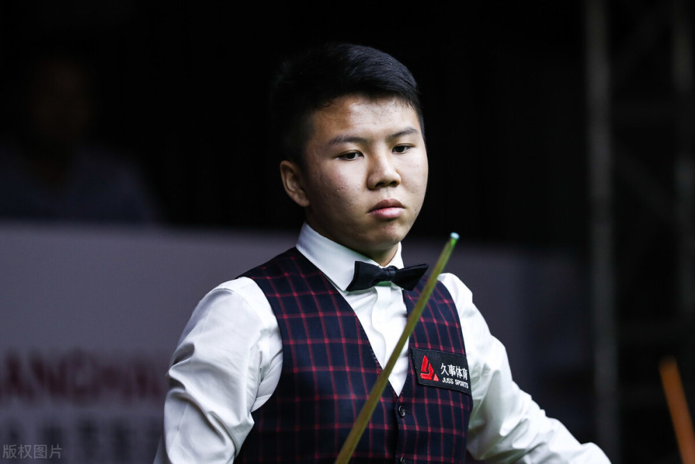 法国杯赛程吃紧，莱比锡加时末段遗憾出局，媒体盛赞，球探报告显示潜力