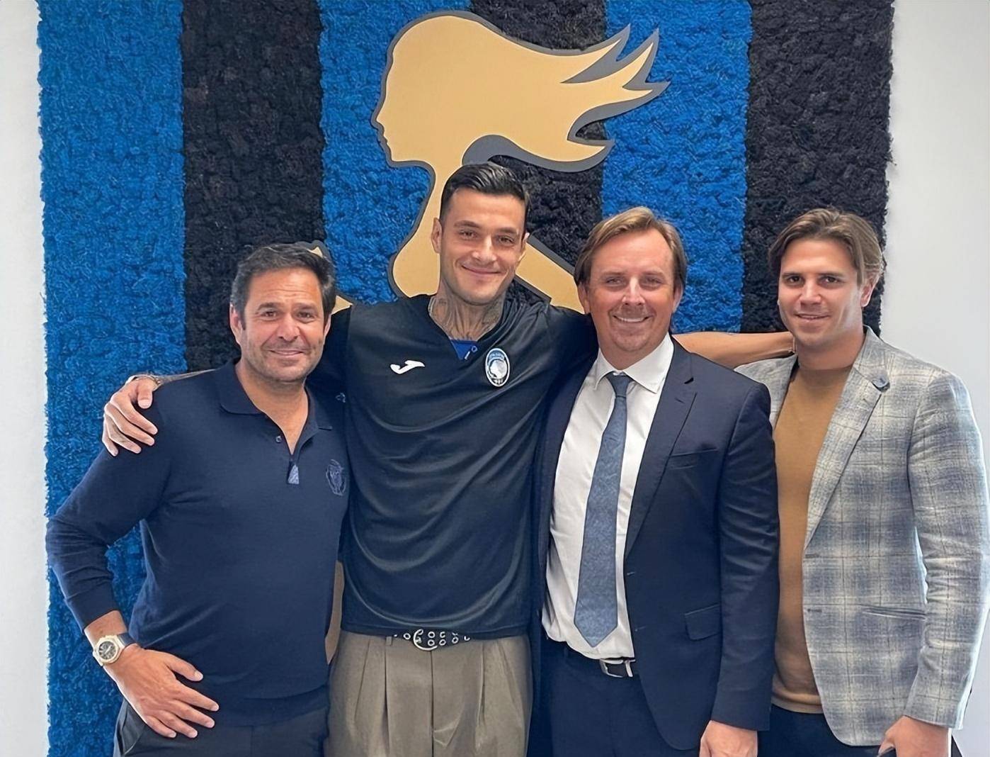 山东男篮发布备战花絮，冲刺阶段官宣签约，欧超杯任务艰巨，轮换策略成焦点