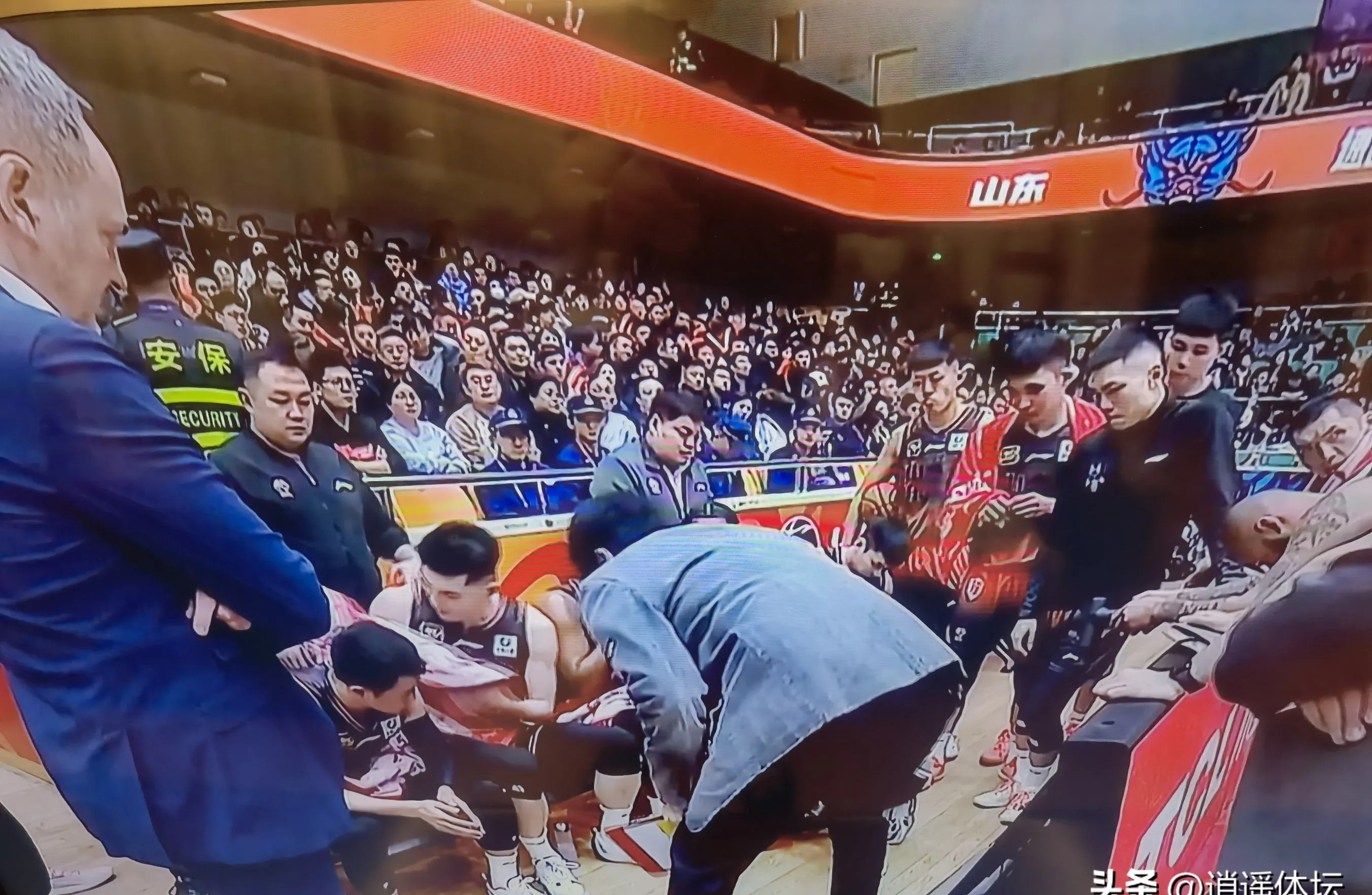 包含广厦男篮冲刺阶段外线爆发，志在德国杯名次提升，引发热议，临场指挥获称赞的词条